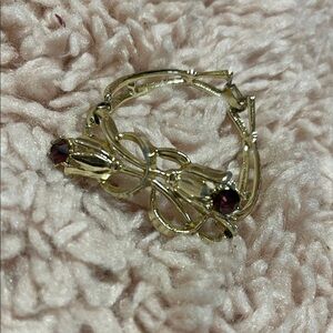 Elegant Vintage “Gold” and “Ruby”Women's Bracelet - Bangle Style